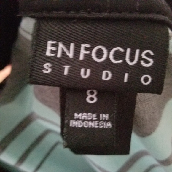 EnFocus studio activewear dress. Sporty modified Chevron 70s style sz 8 - Picture 6 of 7